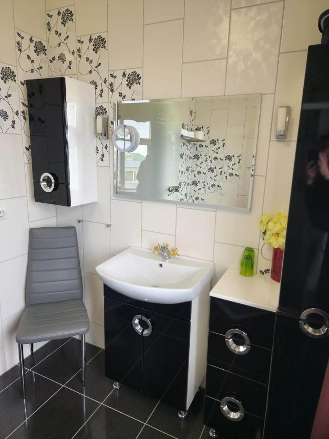 Kiljan Apartments & Rooms Blonduos Kültér fotó