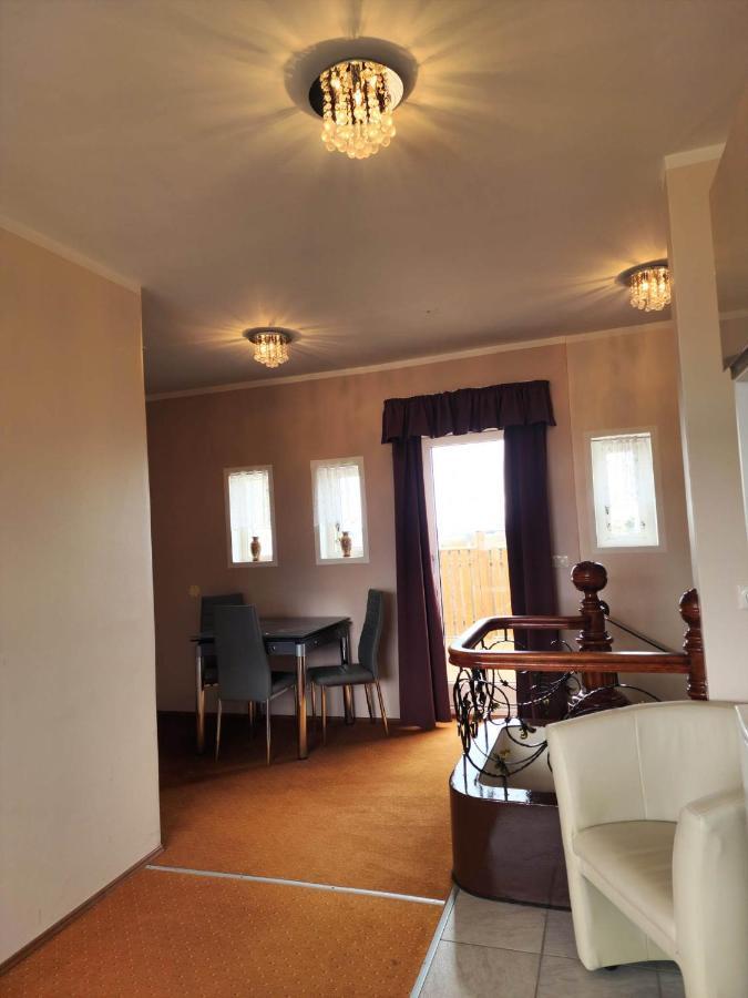 Kiljan Apartments & Rooms Blonduos Kültér fotó