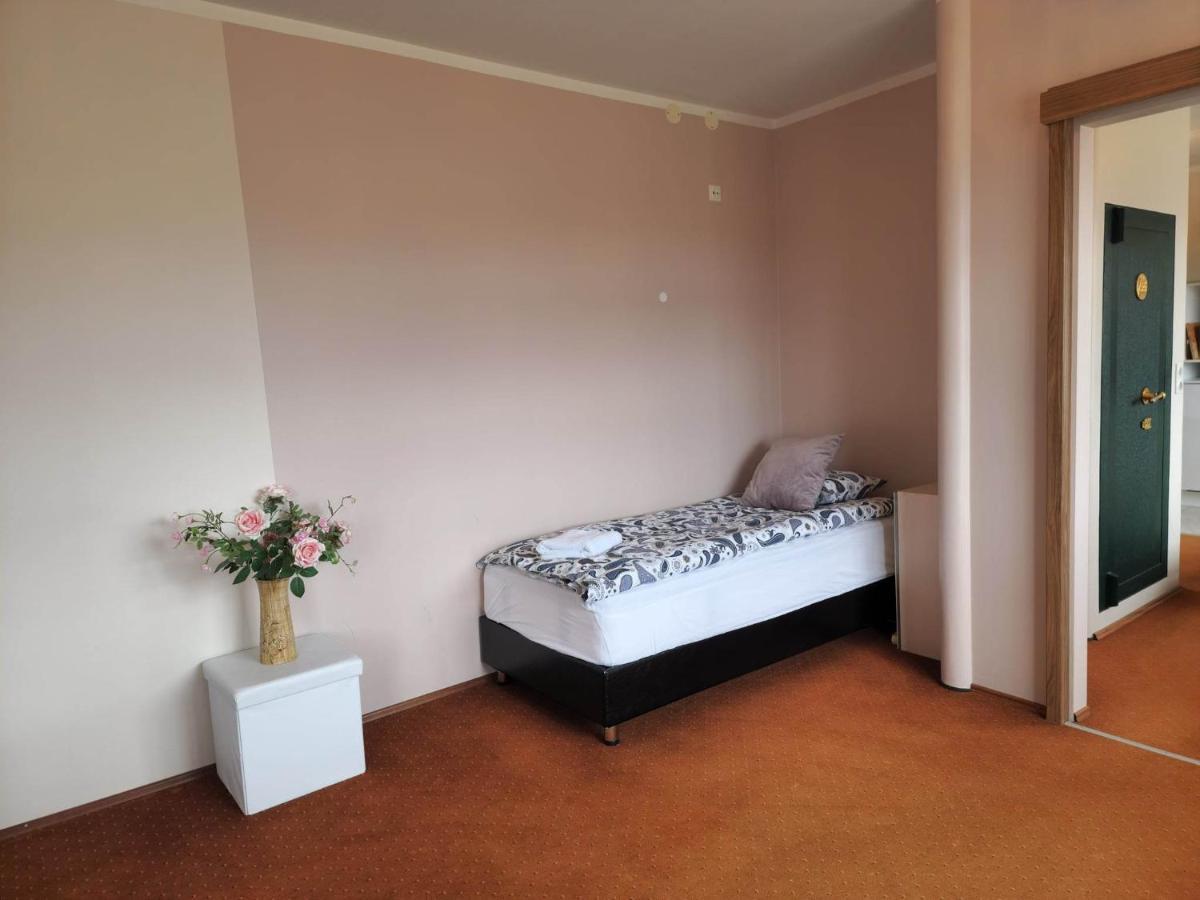 Kiljan Apartments & Rooms Blonduos Kültér fotó