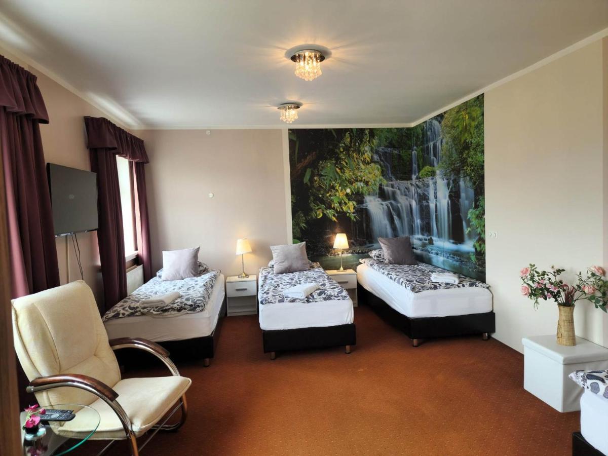 Kiljan Apartments & Rooms Blonduos Kültér fotó